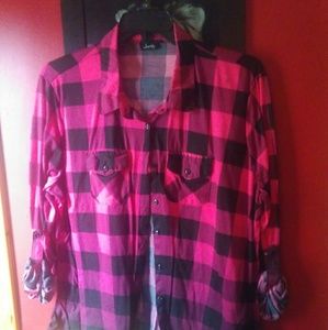 Juniors/womens shirts